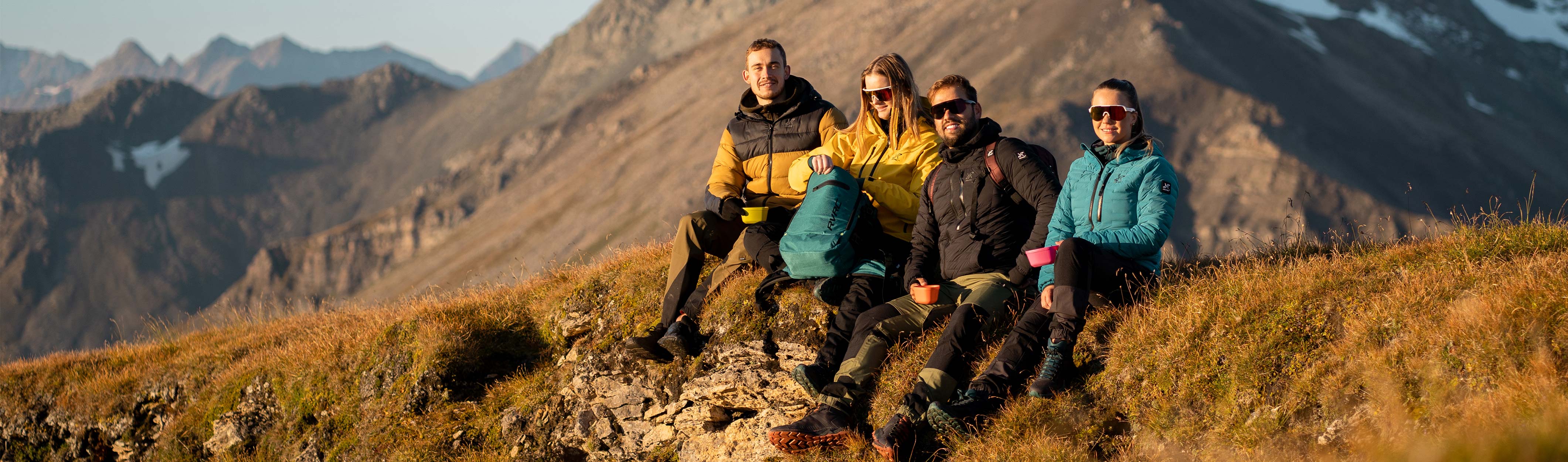 people hiking austria.jpg